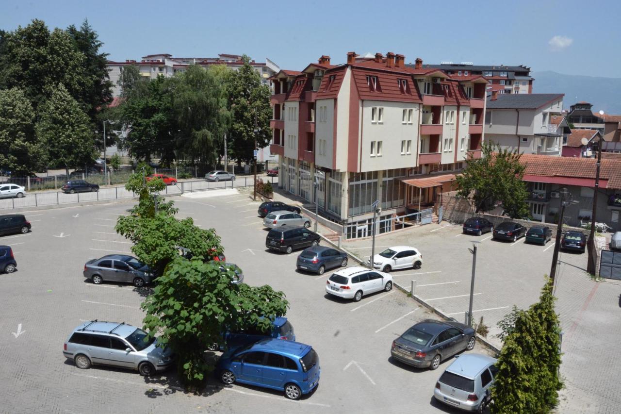 Arabella Hotel Kicevo Ngoại thất bức ảnh