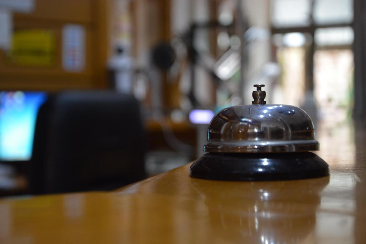 Arabella Hotel Kicevo Ngoại thất bức ảnh