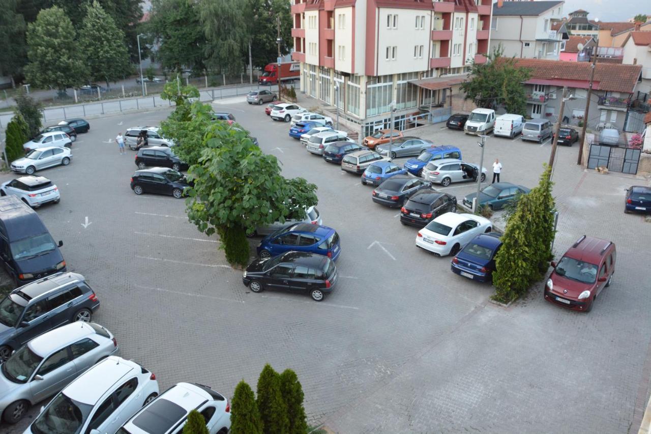 Arabella Hotel Kicevo Ngoại thất bức ảnh