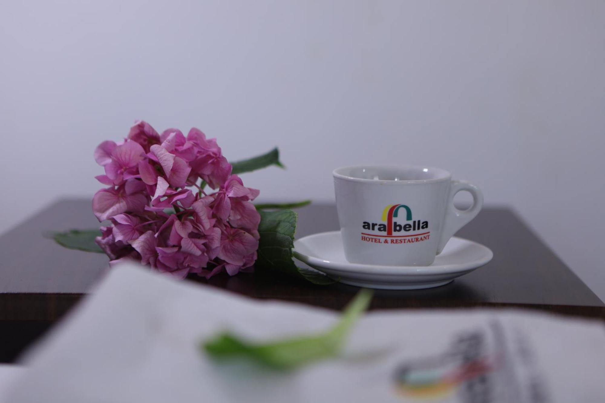 Arabella Hotel Kicevo Ngoại thất bức ảnh