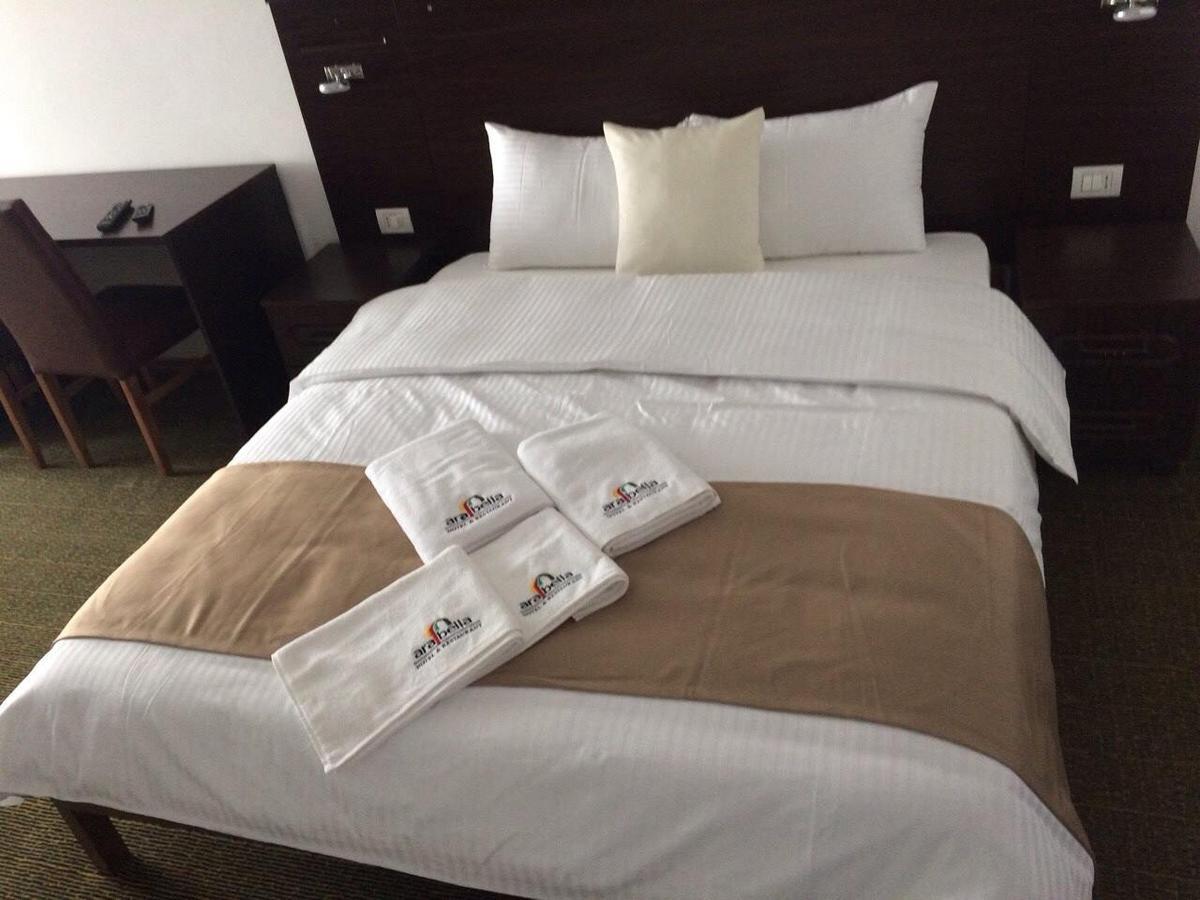Arabella Hotel Kicevo Ngoại thất bức ảnh